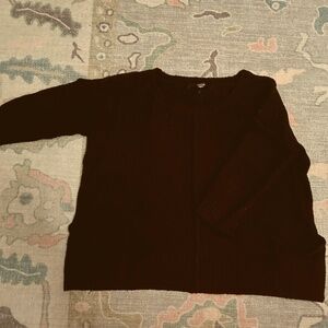 Kensie black crew neck sweater with large pockets